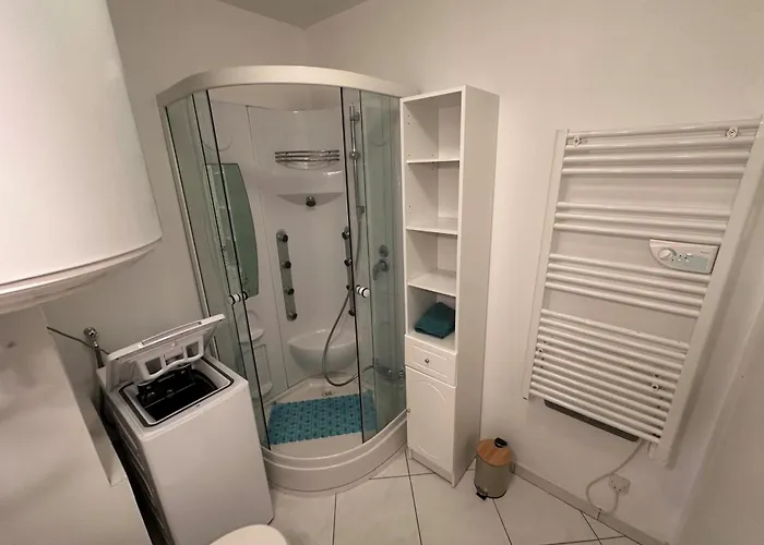 Cosy Cocoon Close To The Sea Apartman *