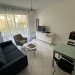 Apartment Cosy Cocoon Close To The Sea *
