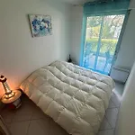 Apartment Cosy Cocoon Close To The Sea *